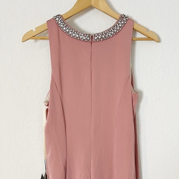 Mac Duggal Embellished Neck Trumpet Gown - Picture 5 of 10